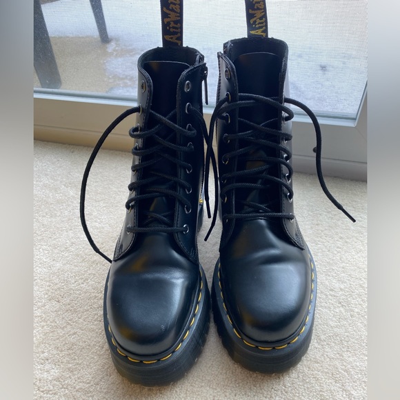 Size 8 black Dr. Martens Jadon platform boots - Picture 2 of 9